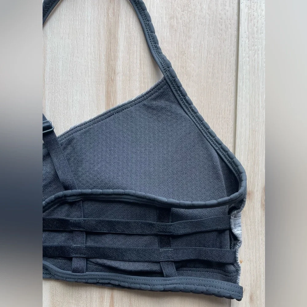 Lululemon Hot Spell BraSpace Dye Camo Seal Grey Deep Coal / Deep Coal